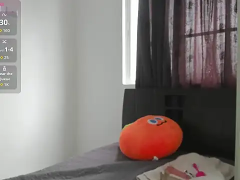 Snapshot of Dayanna_adams chatting on February 2026 06:28:02 PM Dayanna adams online show from February 2026 06:28:02 PM