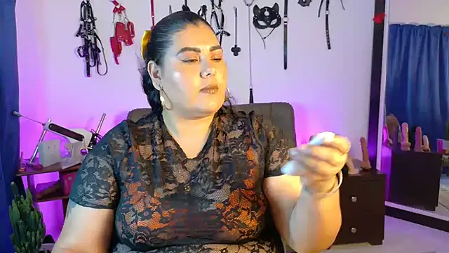 AndreaKinky online show from July 2026 09:11:01 PM