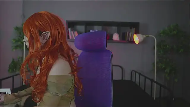 Sabrina bloom online show from November 2025 02:05:01 PM