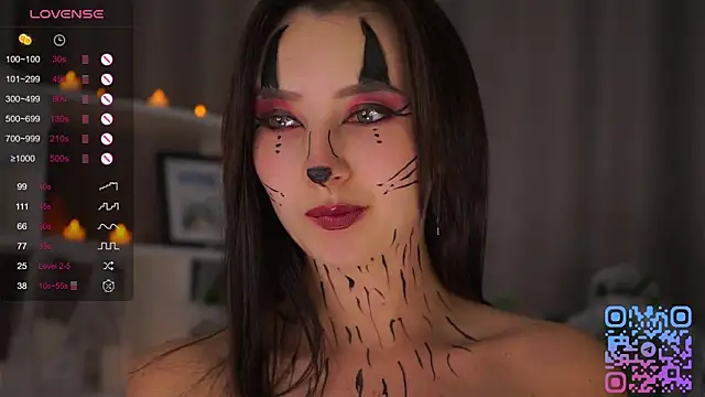 Snapshot of DaisyBlaze chatting on October 2025 04:52:01 PM DaisyBlaze online show from October 2025 04:52:01 PM