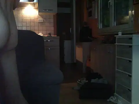 KalendaXL online show from April 2026 07:55:02 PM