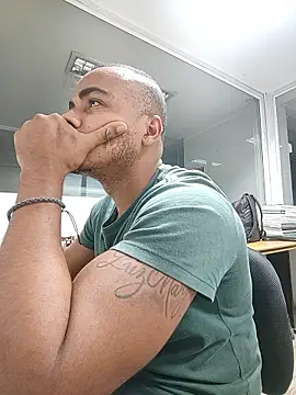 SanChacal5694 online show from January 2026 11:42:01 PM