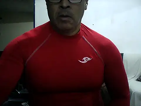 Snapshot of sexigym35 chatting on November 2025 02:22:01 AM sexigym35 online show from November 2025 02:22:01 AM