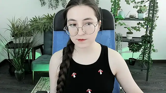 Snapshot of VirtuallVoyant chatting on January 2026 06:41:02 AM VirtuallVoyant online show from January 2026 06:41:02 AM