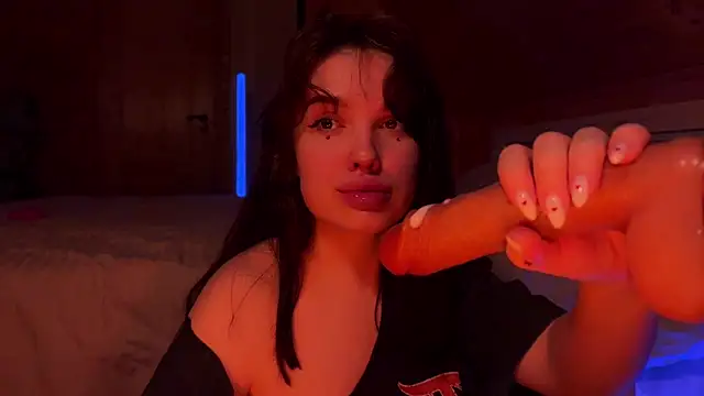 Crucio online show from February 2026 09:05:02 PM