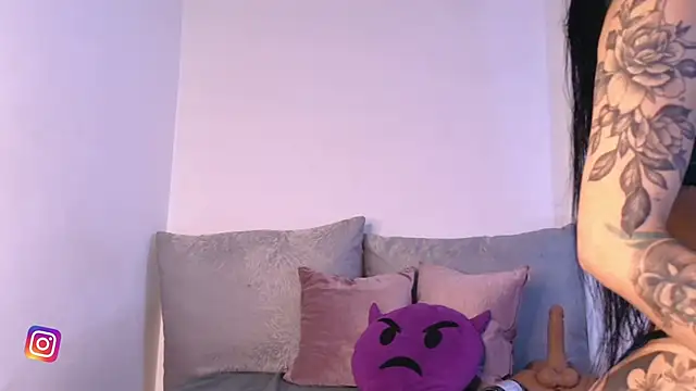 Lilygomezz online show from July 2026 08:42:01 AM