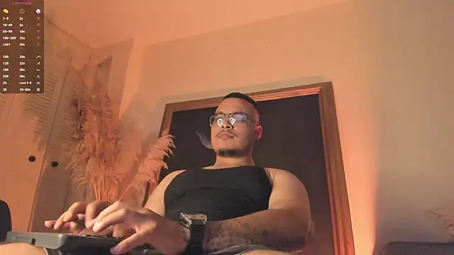 JamesCarter77 online show from May 2026 09:03:01 AM