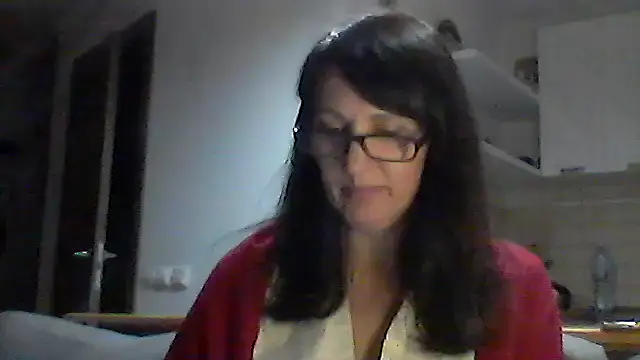 Snapshot of Elena48324 chatting on December 2025 06:13:02 PM Elena48324 online show from December 2025 06:13:02 PM