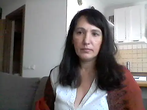 Snapshot of Elena48324 chatting on January 2026 12:53:01 PM Elena48324 online show from January 2026 12:53:01 PM