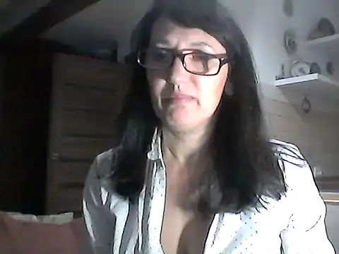 Snapshot of Elena48324 chatting on February 2026 06:24:02 PM Elena48324 online show from February 2026 06:24:02 PM