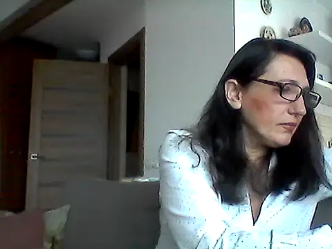 Snapshot of Elena48324 chatting on March 2026 07:57:01 AM Elena48324 online show from March 2026 07:57:01 AM