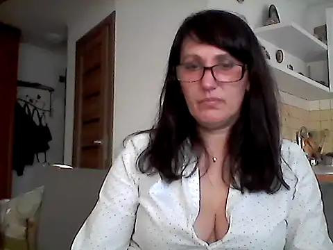 Snapshot of Elena48324 chatting on April 2026 04:53:02 PM Elena48324 online show from April 2026 04:53:02 PM