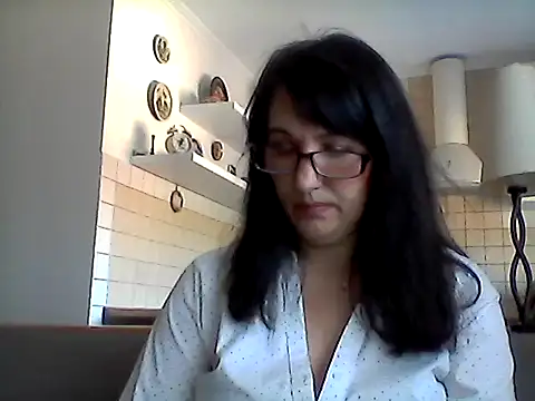 Snapshot of Elena48324 chatting on May 2026 09:04:01 AM Elena48324 online show from May 2026 09:04:01 AM