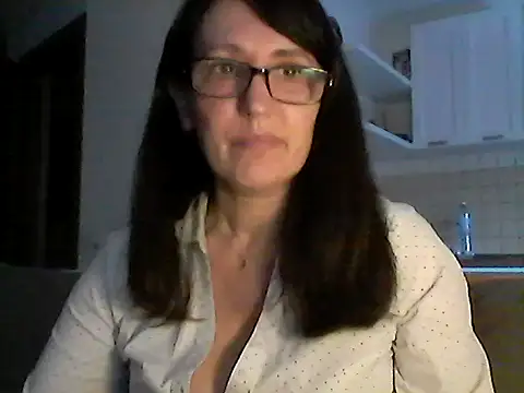 Snapshot of Elena48324 chatting on May 2026 05:19:02 PM Elena48324 online show from May 2026 05:19:02 PM