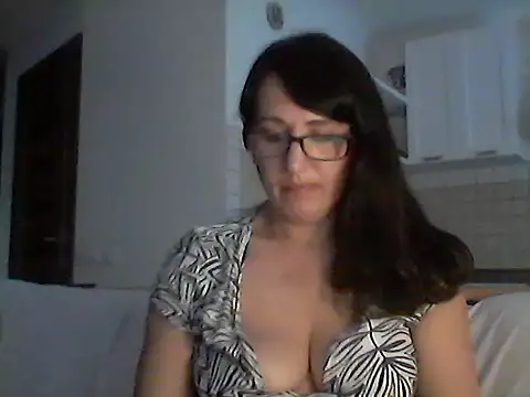 Elena48324 online show from July 2026 04:33:01 PM