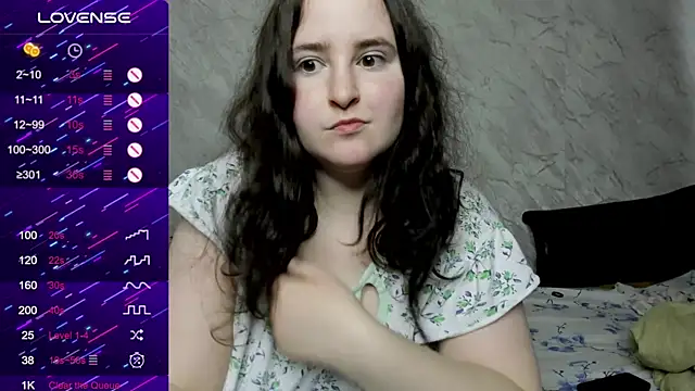 Snapshot of alice_allens chatting on September 2025 09:32:01 AM alice allens online show from September 2025 09:32:01 AM