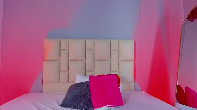 Zafiro  Brown online show from January 2026 12:10:01 PM