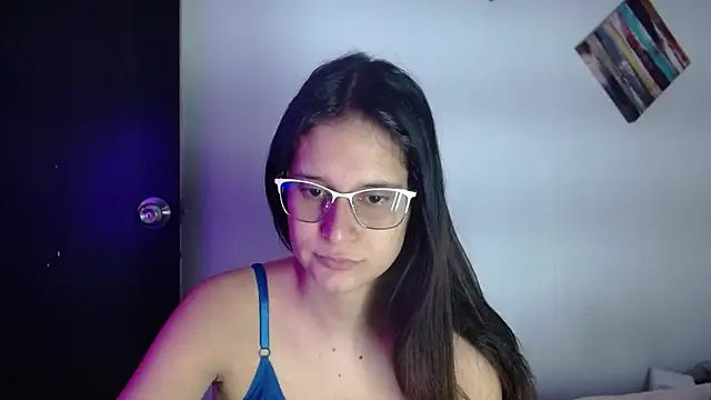 valentini villa online show from November 2025 07:01:02 PM