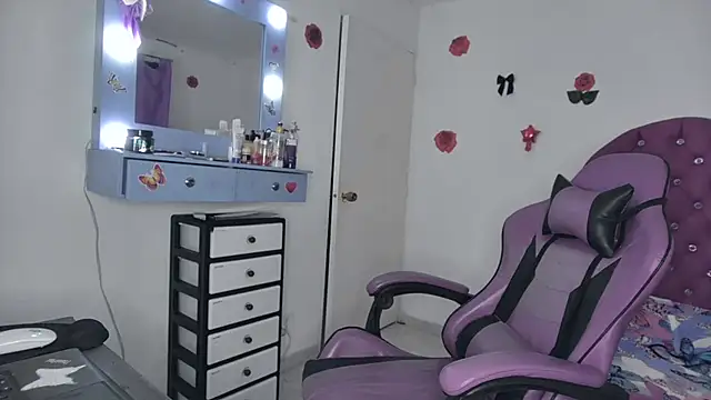 soffy rosses online show from May 2026 01:56:01 AM