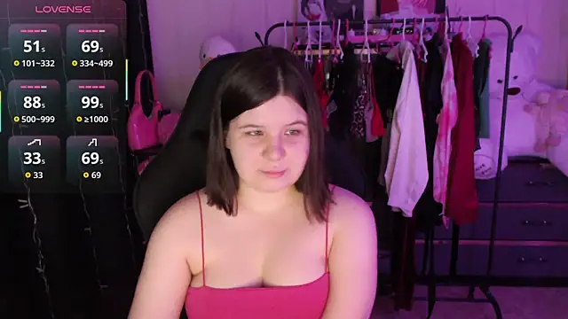 AmyVibess online show from May 2026 06:12:02 PM