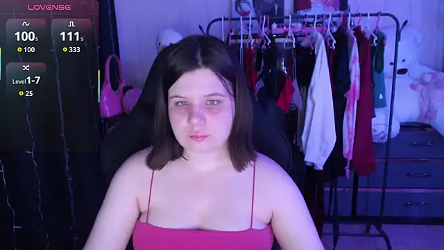AmyVibess online show from May 2026 06:05:01 PM