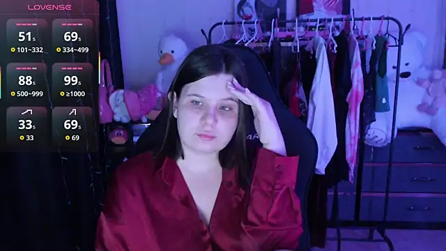 AmyVibess online show from May 2026 06:13:01 PM