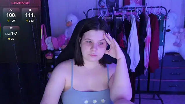 AmyVibess online show from May 2026 06:12:02 PM