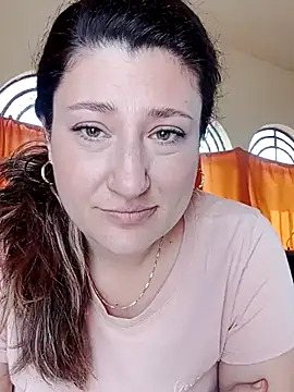 Snapshot of BlanquitaMexicana chatting on October 2025 08:20:01 PM BlanquitaMexicana online show from October 2025 08:20:01 PM