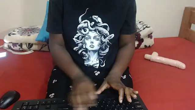 Snapshot of bigassAndy72 chatting on September 2025 04:46:02 AM bigassAndy72 online show from September 2025 04:46:02 AM