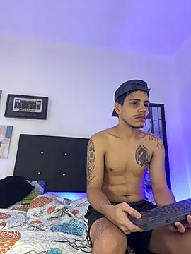 Luke Stone online show from October 2025 07:03:02 PM