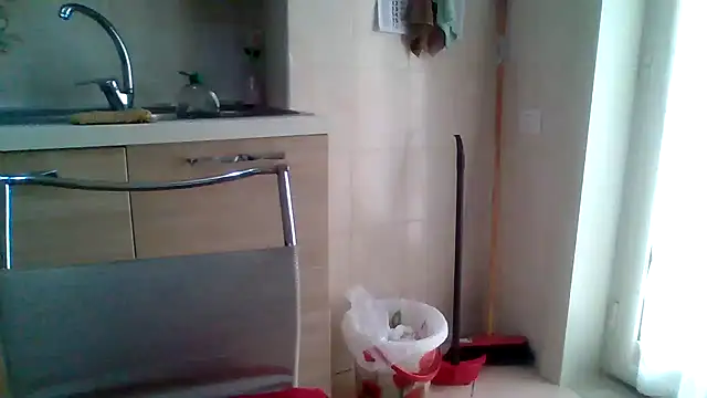 Kelly80 online show from May 2026 10:47:01 AM