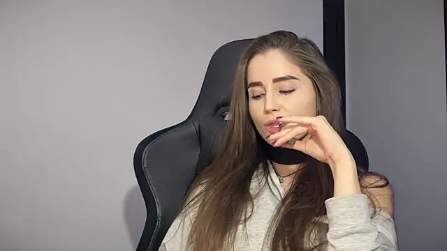 s meow online show from October 2025 10:56:01 PM