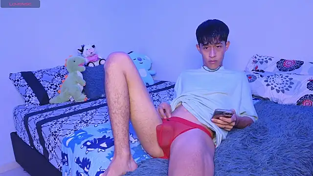 Snapshot of Danny_cute_05 chatting on September 2025 03:28:01 AM Danny cute 05 online show from September 2025 03:28:01 AM