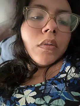 karysweetbeaury online show from July 2026 12:58:02 PM