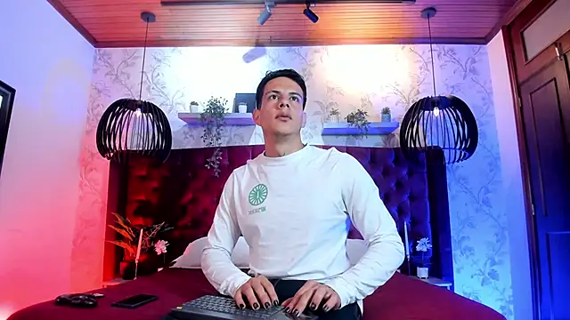Dustin Sonne online show from May 2026 03:34:02 AM