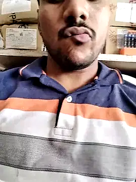 Snapshot of its_aadi121 chatting on September 2025 06:35:01 AM its aadi121 online show from September 2025 06:35:01 AM