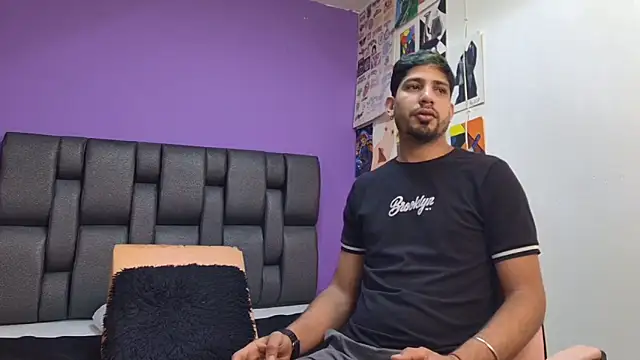 ashtoncooperr online show from January 2026 07:11:01 PM