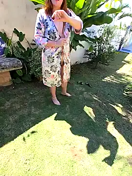 iamxamira online show from September 2025 02:28:01 PM