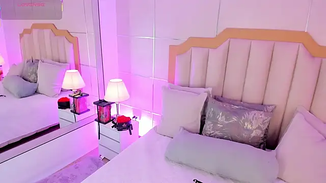 MaddieParker online show from February 2026 07:10:01 PM