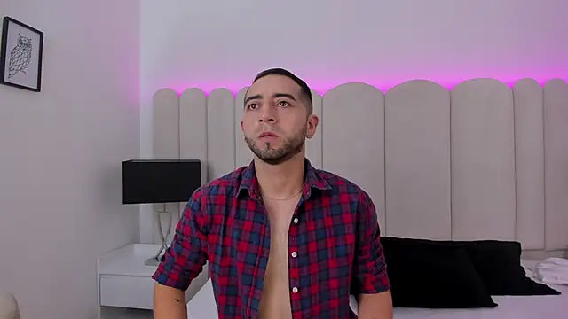 Snapshot of Lushian_ chatting on September 2025 03:12:02 PM Lushian online show from September 2025 03:12:02 PM