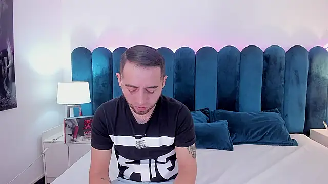 Lushian  online show from February 2026 03:27:02 PM