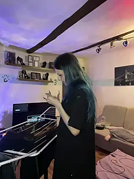 Seductively4 20 online show from February 2026 06:00:02 PM