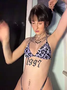Seductively4 20 online show from June 2026 08:33:01 PM