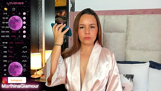 Marthina online show from September 2025 06:35:02 PM