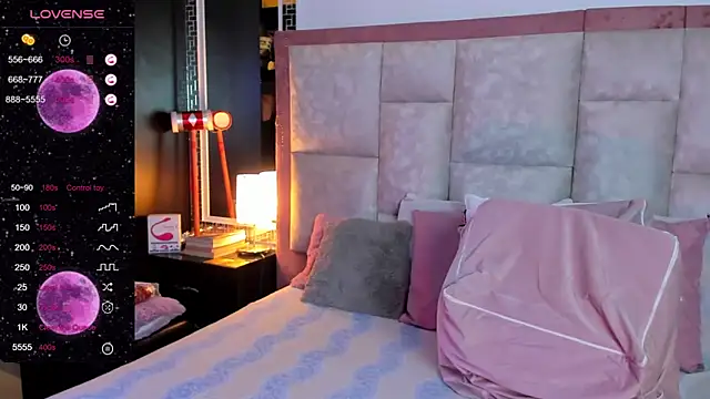 Marthina online show from October 2025 10:30:02 PM