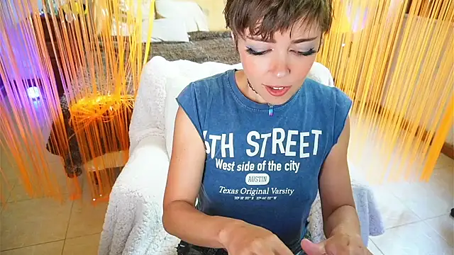 FantasticSonya online show from November 2025 12:44:02 PM