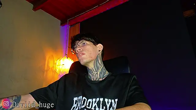 david huge online show from June 2026 08:34:01 AM