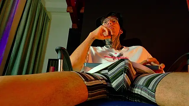 david huge online show from July 2026 05:55:02 AM
