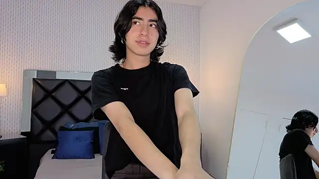 Snapshot of ryo_light chatting on September 2025 08:36:01 PM ryo light online show from September 2025 08:36:01 PM