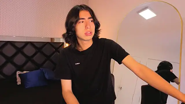 Snapshot of ryo_light chatting on October 2025 08:00:02 PM ryo light online show from October 2025 08:00:02 PM